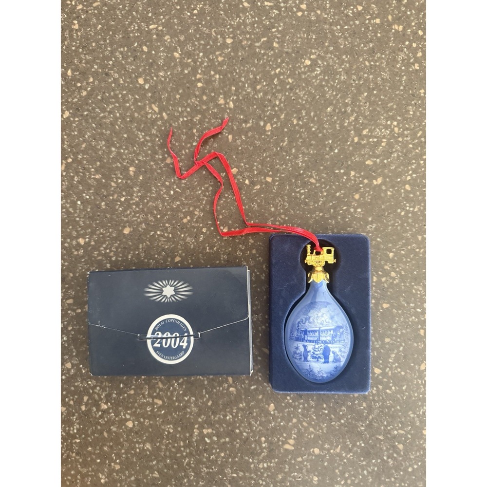 2004 Royal Copenhagen Denmark Christmas Ornament  'Awaiting The Christmas Train'